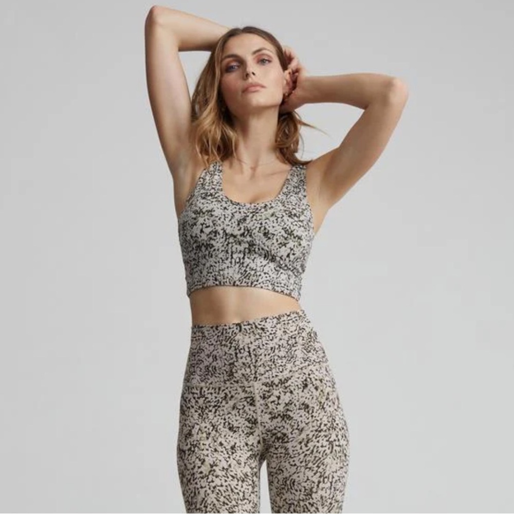 Varley Let’s Go Walker Bra in Sand print